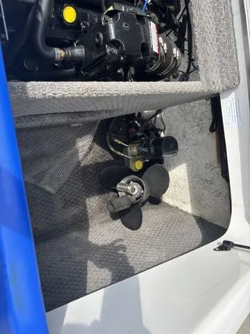 Slide: The Image of Ebbtide 192 SE BOWRIDER 2012 - 15