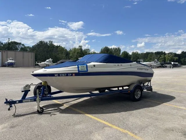 Slide: The Image of Ebbtide 192 SE BOWRIDER 2012 - 7