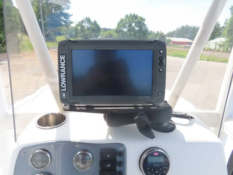 Slide: The Image of Blue Wave 2300SL 2018 - 18