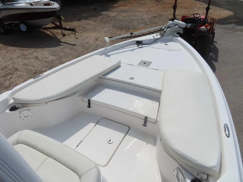 Slide: The Image of Blue Wave 2300SL 2018 - 23