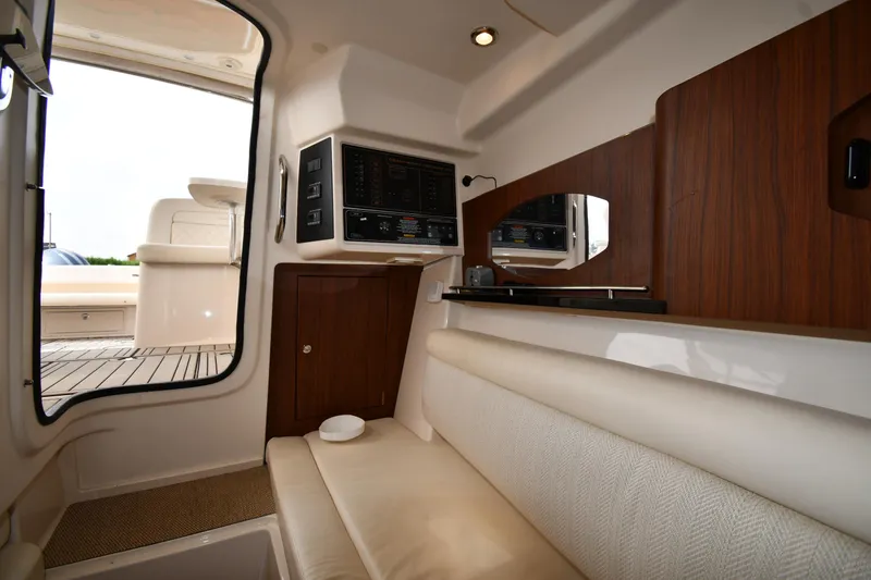 Slide: The Image of Grady-White Freedom 335 2018 - 51