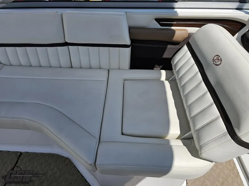 Slide: The Image of Cobalt A28 2015 - 51