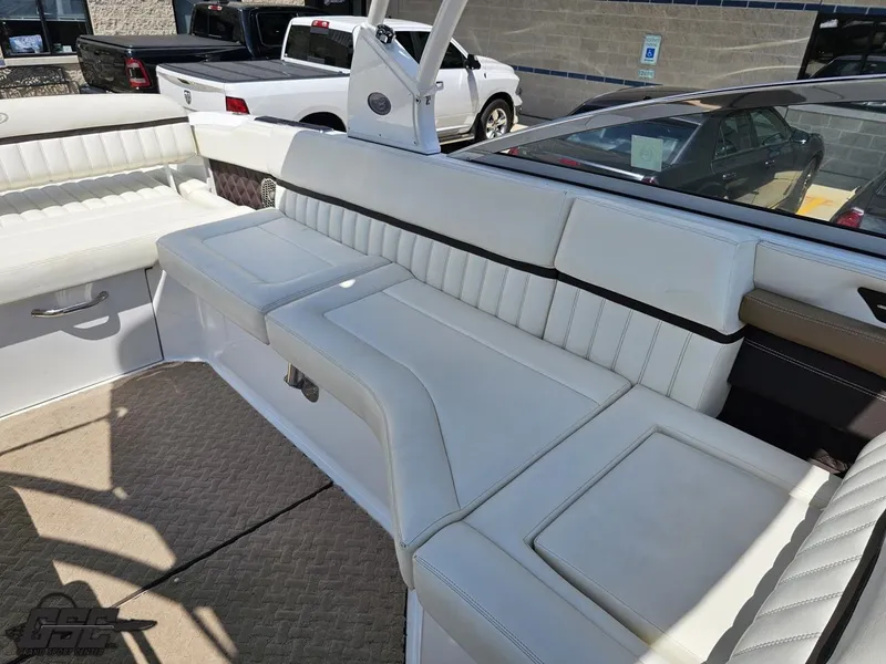 Slide: The Image of Cobalt A28 2015 - 53