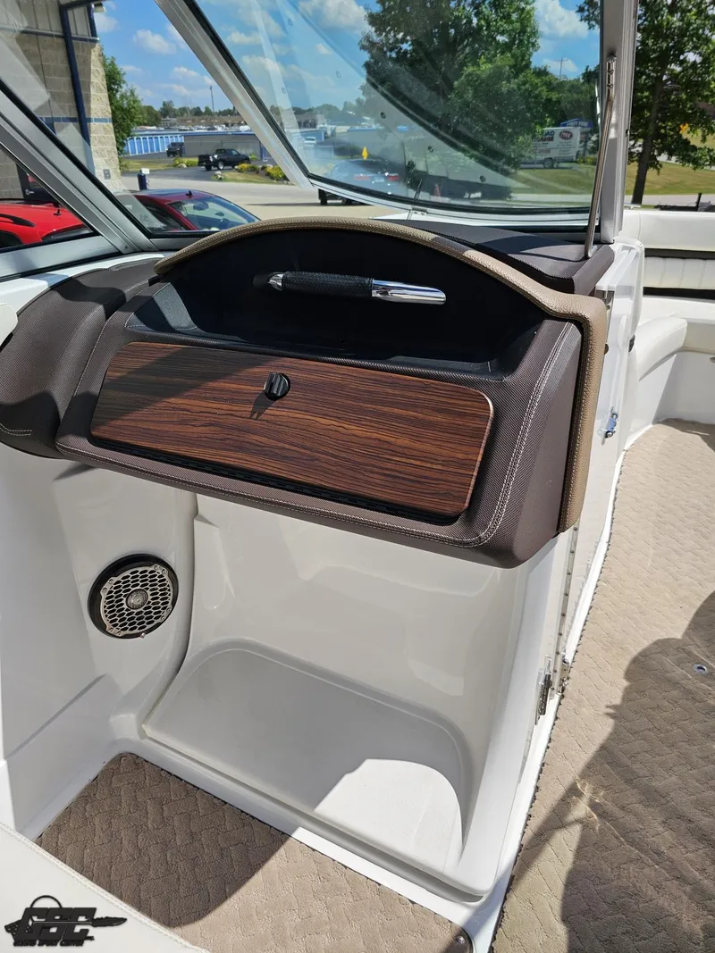 Slide: The Image of Cobalt A28 2015 - 56