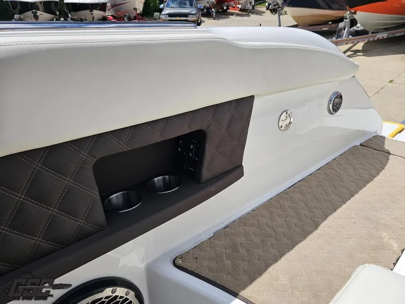 Slide: The Image of Cobalt A28 2015 - 84