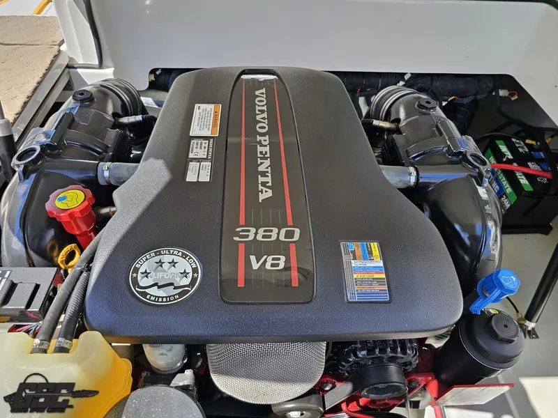 Slide: The Image of Cobalt A28 2015 - 90