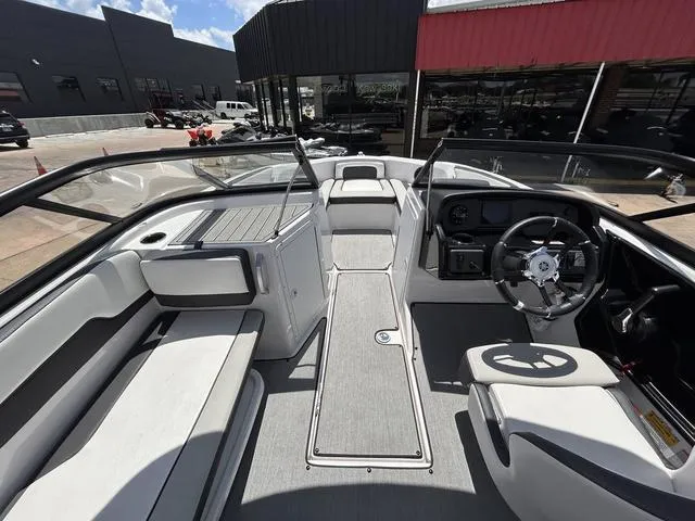 Slide: The Image of Yamaha AR195 2023 - 7