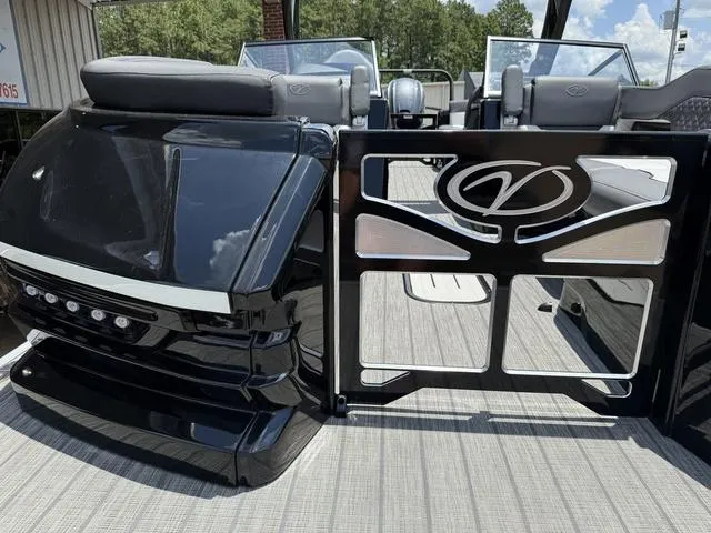 Slide: The Image of Veranda V One 25 2026 - 10