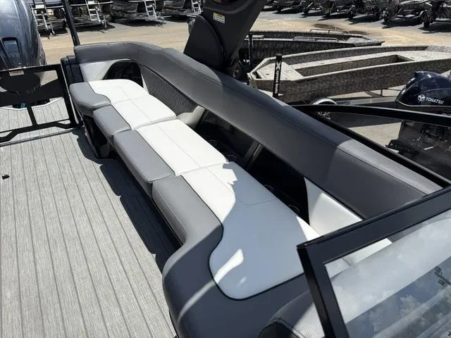 Slide: The Image of Veranda V One 25 2026 - 14