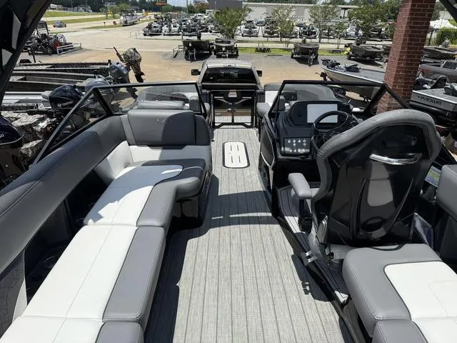 Slide: The Image of Veranda V One 25 2026 - 17