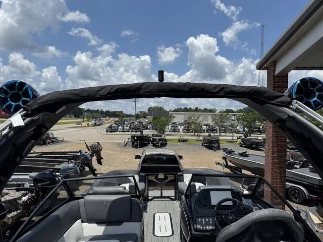 Slide: The Image of Veranda V One 25 2026 - 23