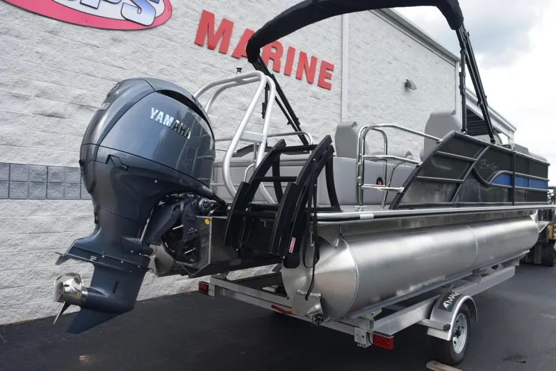 Slide: The Image of 2026 Bentley Pontoons Legacy 223 Swingback with Yamaha engine on trailer. - 4