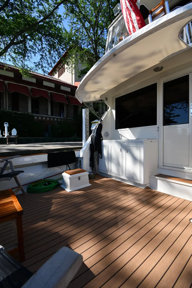 Slide: The Image of Viking 48 Convertible 1988 - 14