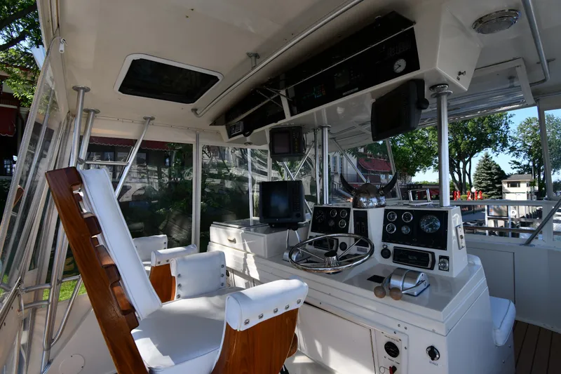 Slide: The Image of Viking 48 Convertible 1988 - 19