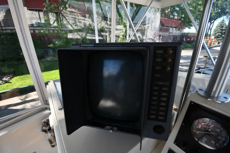 Slide: The Image of Viking 48 Convertible 1988 - 24