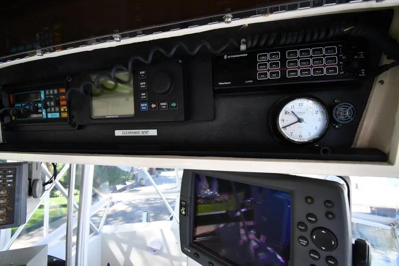 Slide: The Image of Viking 48 Convertible 1988 - 28