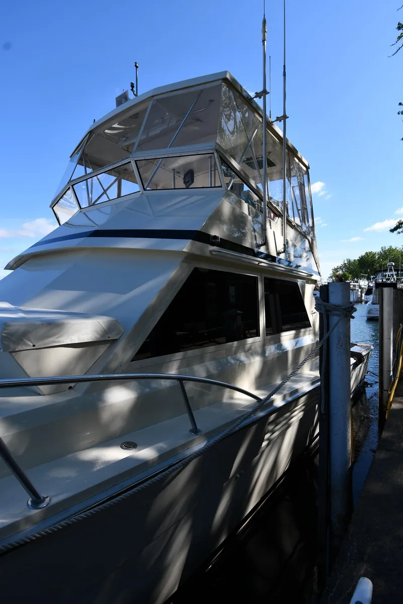 Slide: The Image of Viking 48 Convertible 1988 - 3