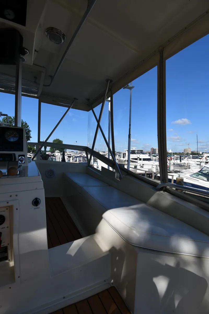 Slide: The Image of Viking 48 Convertible 1988 - 33