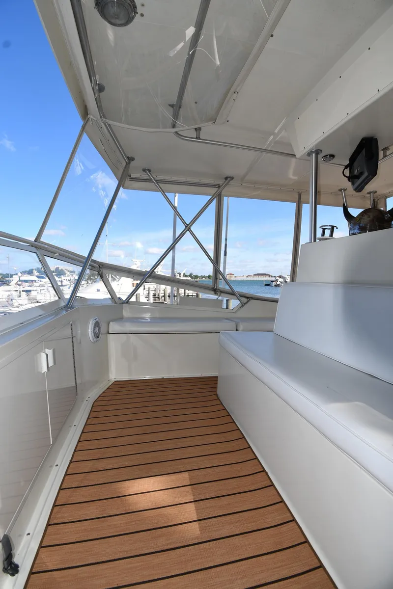 Slide: The Image of Viking 48 Convertible 1988 - 39