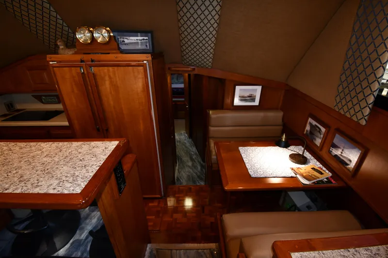 Slide: The Image of Viking 48 Convertible 1988 - 40