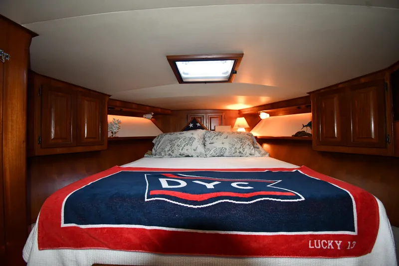 Slide: The Image of Viking 48 Convertible 1988 - 43