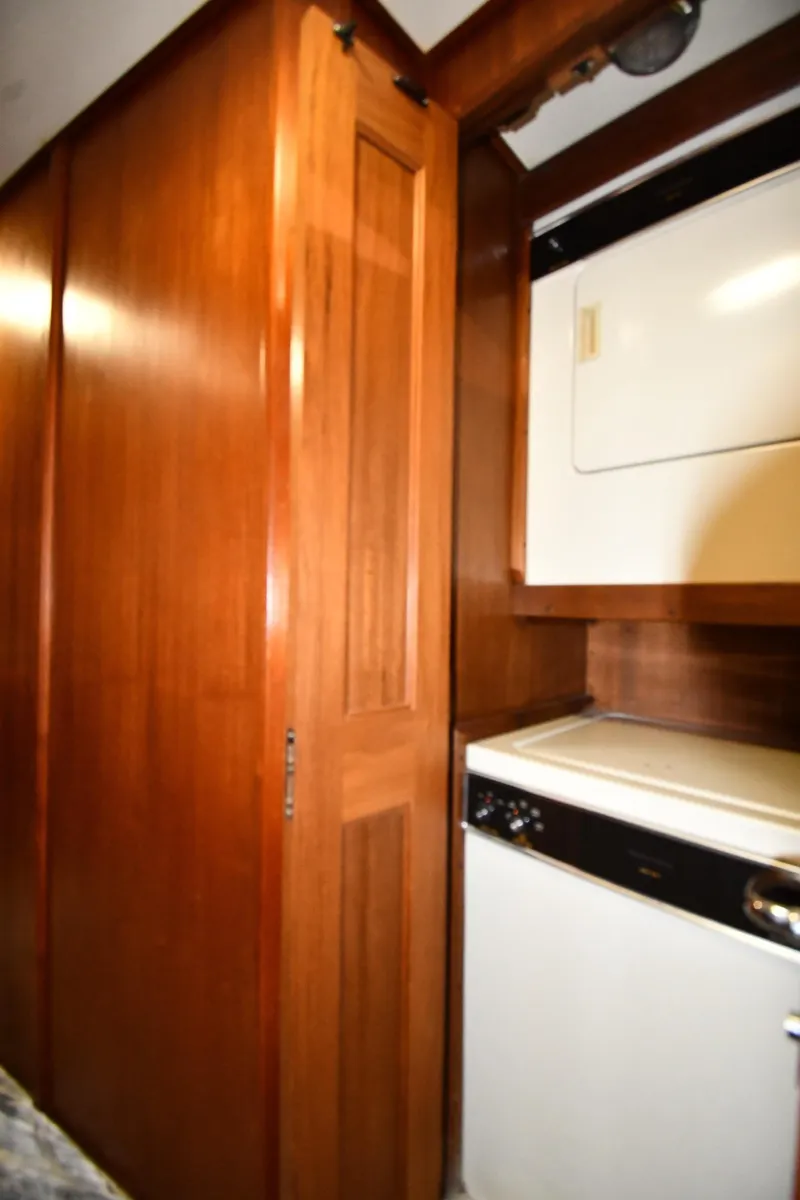 Slide: The Image of Viking 48 Convertible 1988 - 58