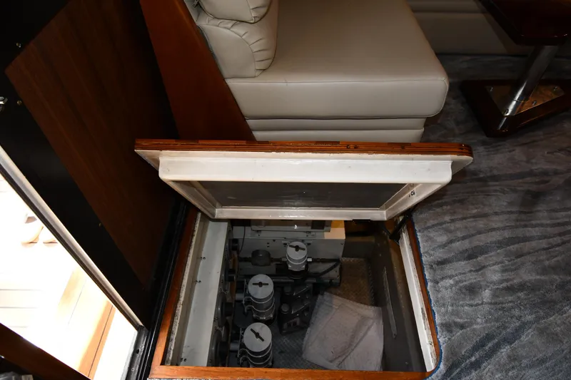 Slide: The Image of Viking 48 Convertible 1988 - 81