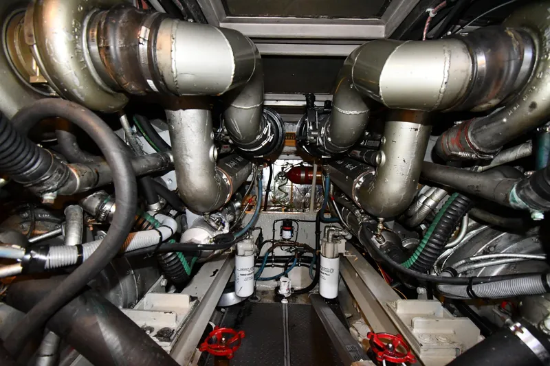 Slide: The Image of Viking 48 Convertible 1988 - 82