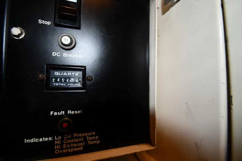 Slide: The Image of Viking 48 Convertible 1988 - 89