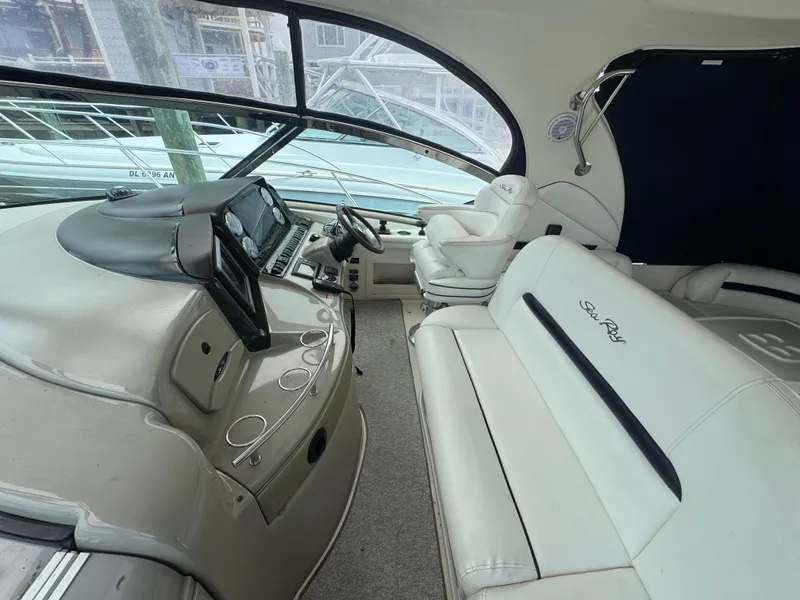Slide: The Image of Sea Ray 44 Sundancer 2008 - 11