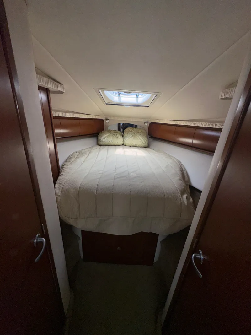 Slide: The Image of Sea Ray 44 Sundancer 2008 - 24