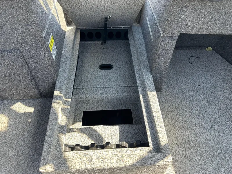 Slide: The Image of Crestliner 1750 Super Hawk Walk-Through JS w/ 115HP Mercury! 2022 - 10