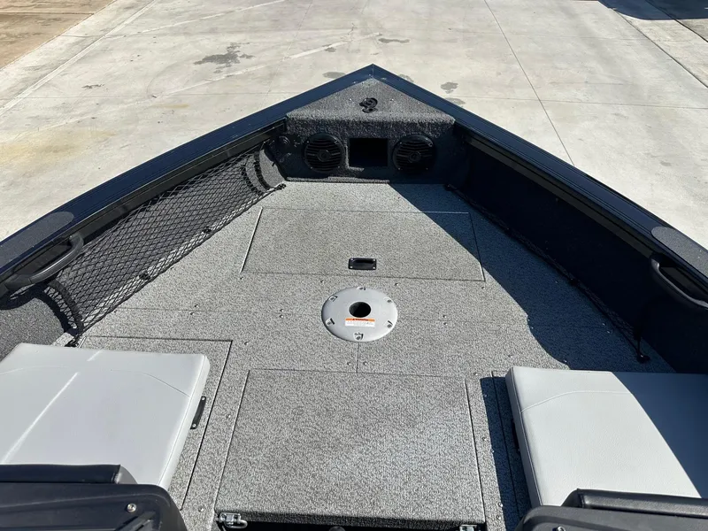 Slide: The Image of Crestliner 1750 Super Hawk Walk-Through JS w/ 115HP Mercury! 2022 - 12