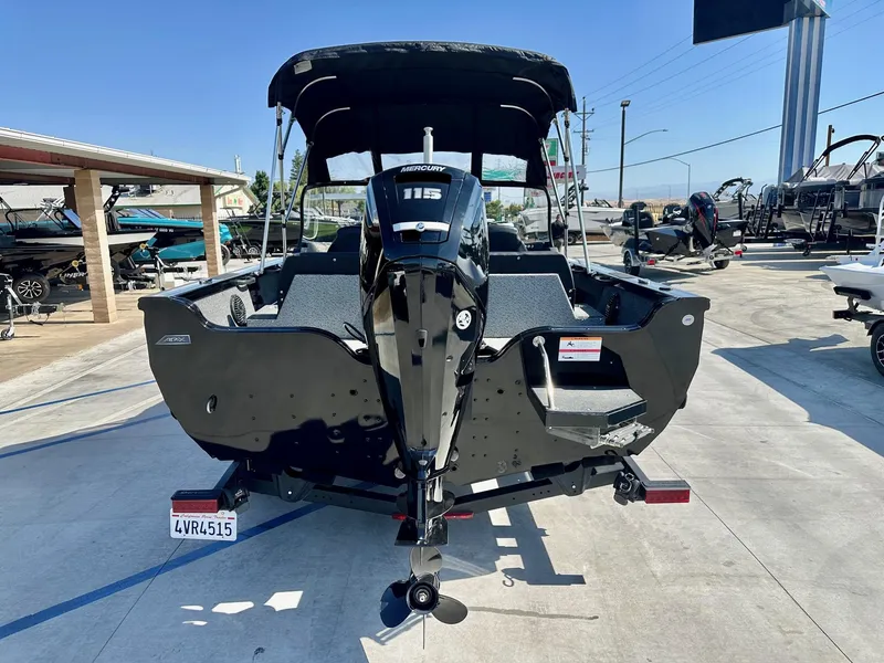 Slide: The Image of Crestliner 1750 Super Hawk Walk-Through JS w/ 115HP Mercury! 2022 - 6