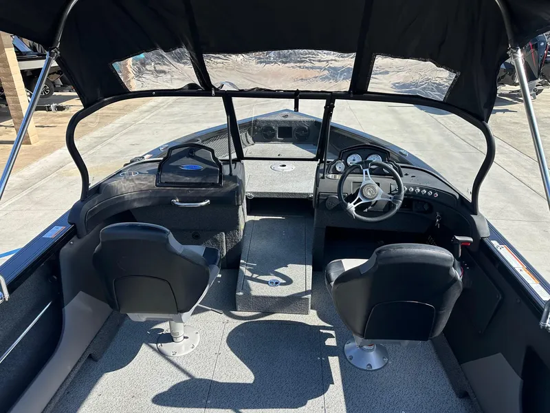 Slide: The Image of Crestliner 1750 Super Hawk Walk-Through JS w/ 115HP Mercury! 2022 - 7