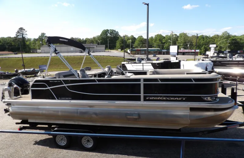 Slide: The Image of Princecraft Vectra 23 2023 - 15