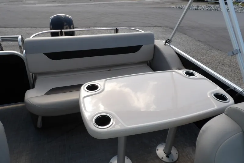 Slide: The Image of Princecraft Vectra 23 2023 - 6