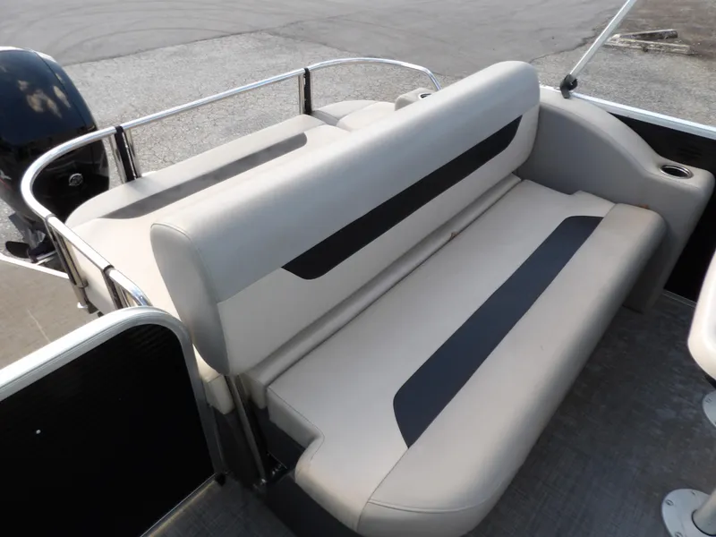 Slide: The Image of Princecraft Vectra 23 2023 - 7