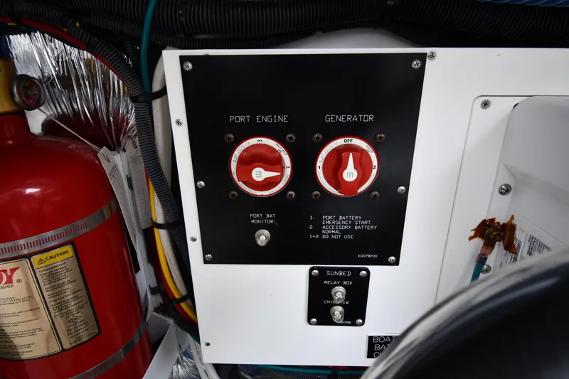 Slide: The Image of Cruisers Yachts 380 Express 2019 - 67