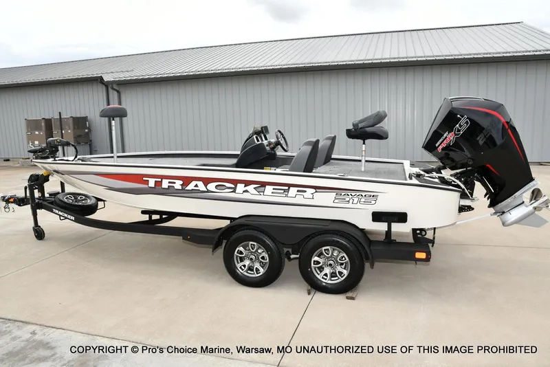 Slide: The Image of Tracker Savage 215 w/250HP Mercury Pro-XS 2026 - 24