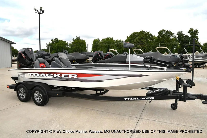 Slide: The Image of Tracker Savage 215 w/250HP Mercury Pro-XS 2026 - 72