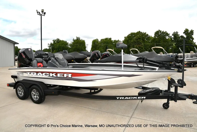 Slide: The Image of Tracker Savage 215 w/250HP Mercury Pro-XS 2026 - 73