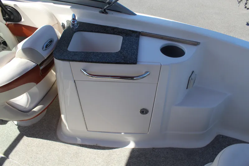 Slide: The Image of Chaparral 244 Sunesta 2008 - 15