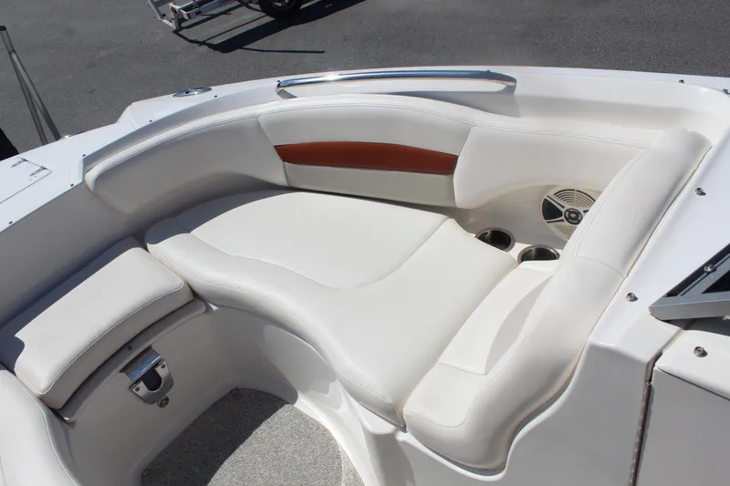 Slide: The Image of Chaparral 244 Sunesta 2008 - 19