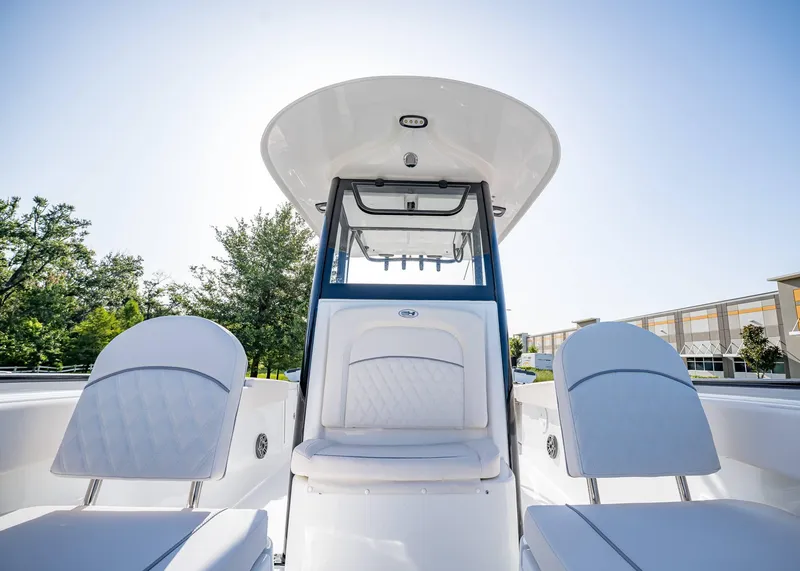 Slide: The Image of Sea Hunt Ultra 275 SE 2026 - 41