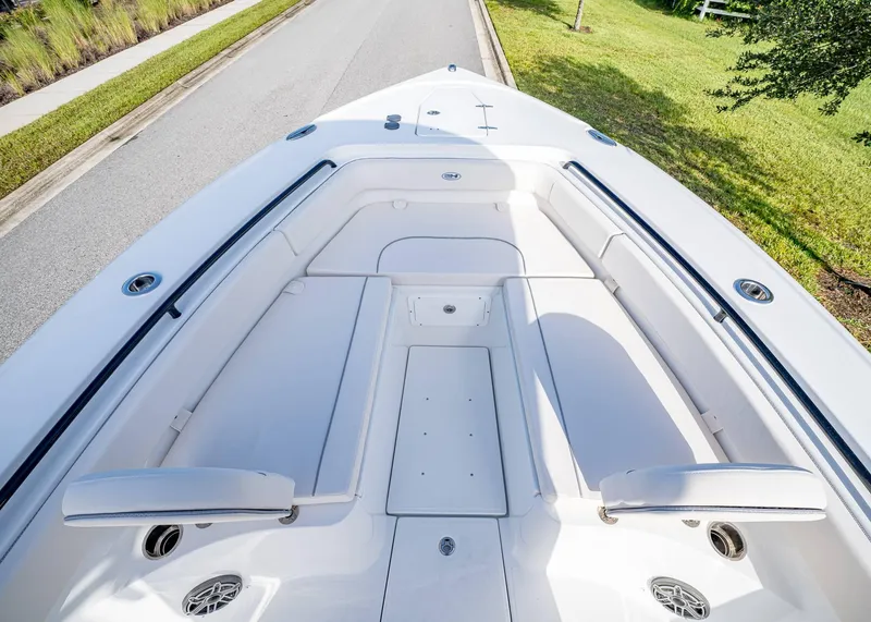 Slide: The Image of Sea Hunt Ultra 275 SE 2026 - 44