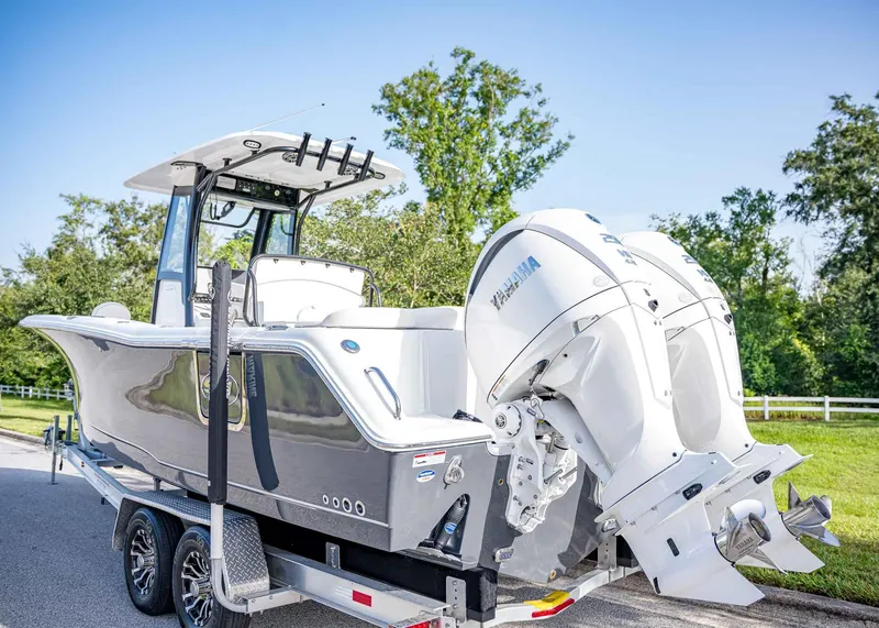 Slide: The Image of Sea Hunt Ultra 275 SE 2026 - 5