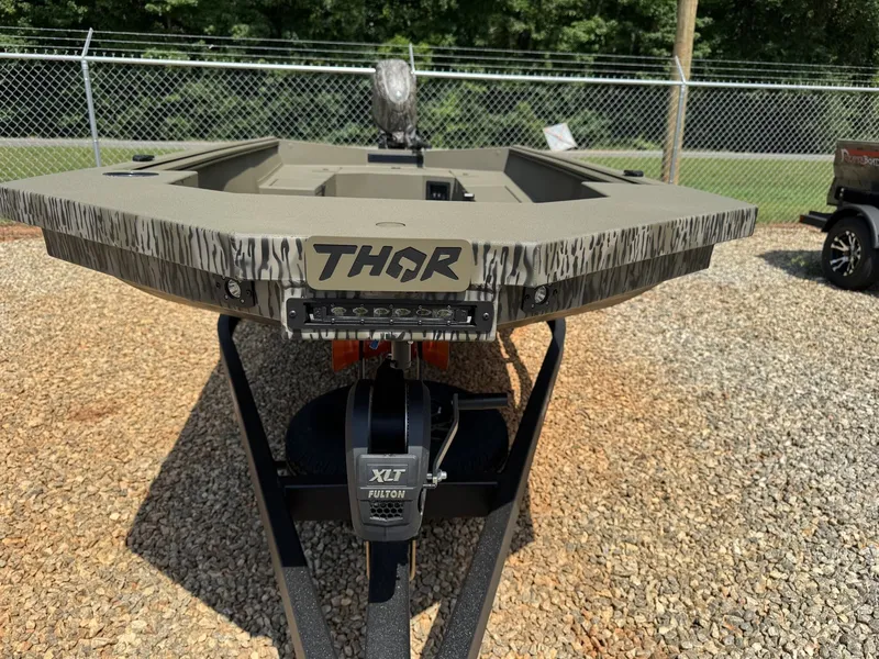 Slide: The Image of Thor Timber Hammer 1754-YAMAHA 60 2026 - 4