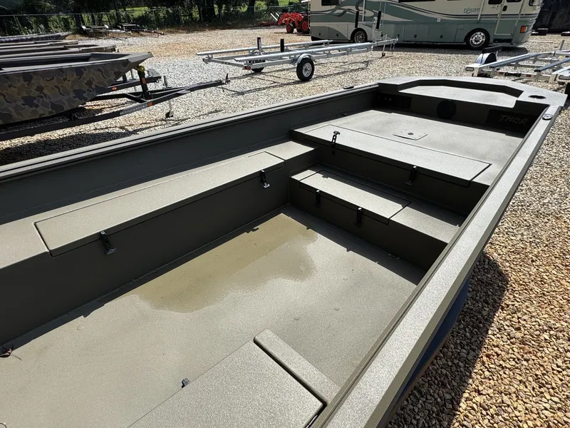 Slide: The Image of Thor Timber Hammer 1754-YAMAHA 60 2026 - 8