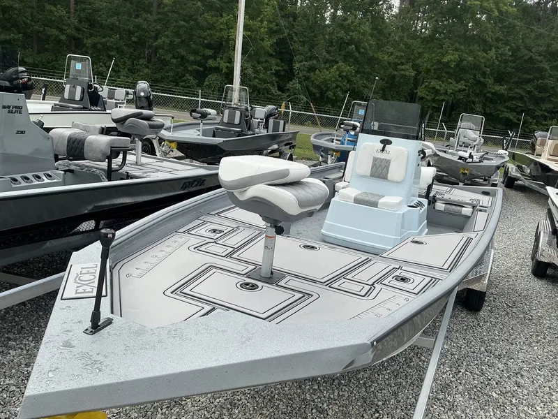 Slide: The Image of Excel 230 Bay Pro 2026 - 10